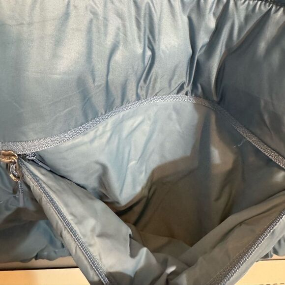 Athleta Aire Puffer Vest - Picture 12 of 13